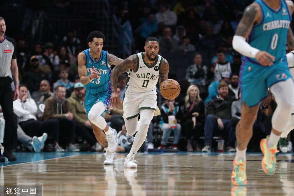 巴萨必须确 巴萨必须确